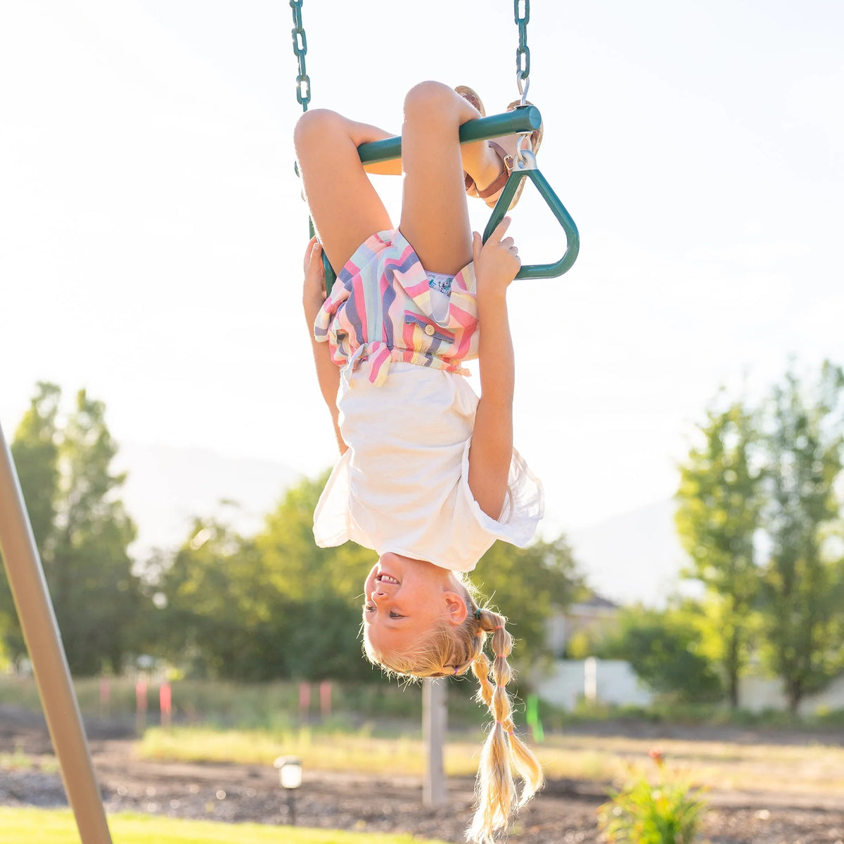 Kid's Metal Swing Set with 2 Belt Swings and Trapeze Bar G90725