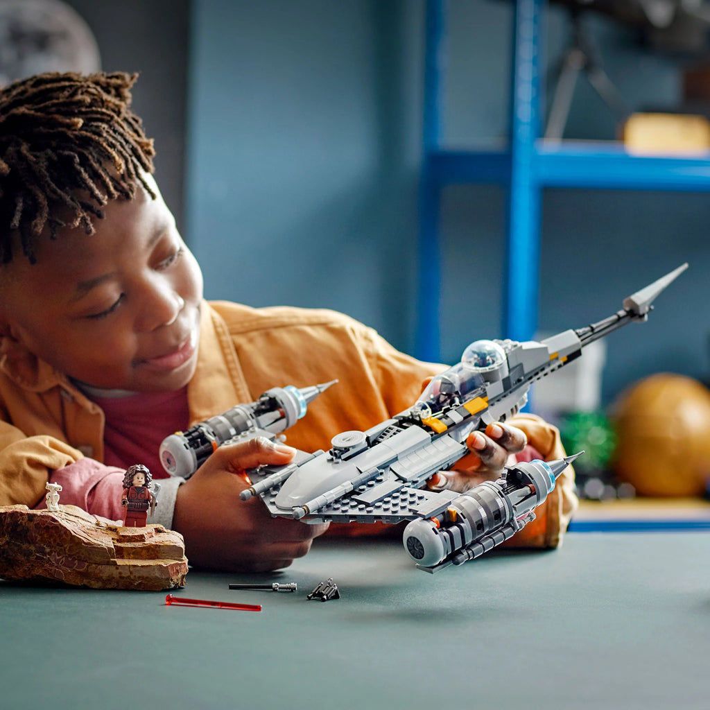 Building Toy with Baby Yoda and Droid Figures Z218