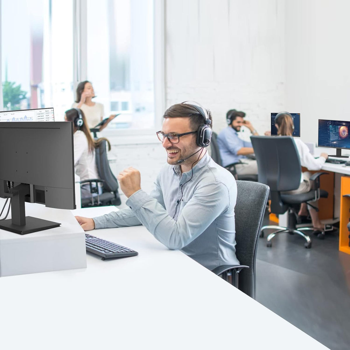 27 Inch FHD IPS Computer Monitor Z202