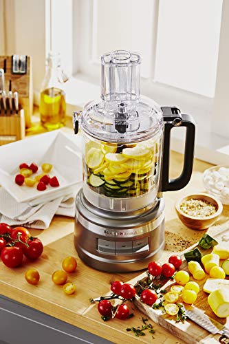 9 Cup Food Processor F327