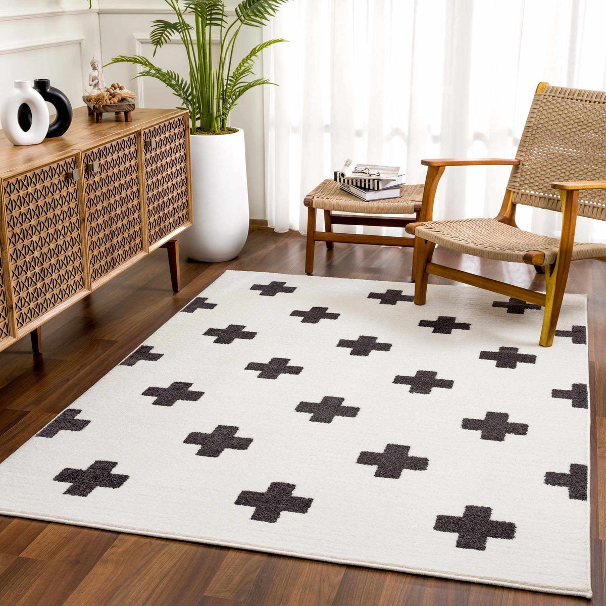 Black Gray Ivory Shag Area Rug 2' x 3' M1480