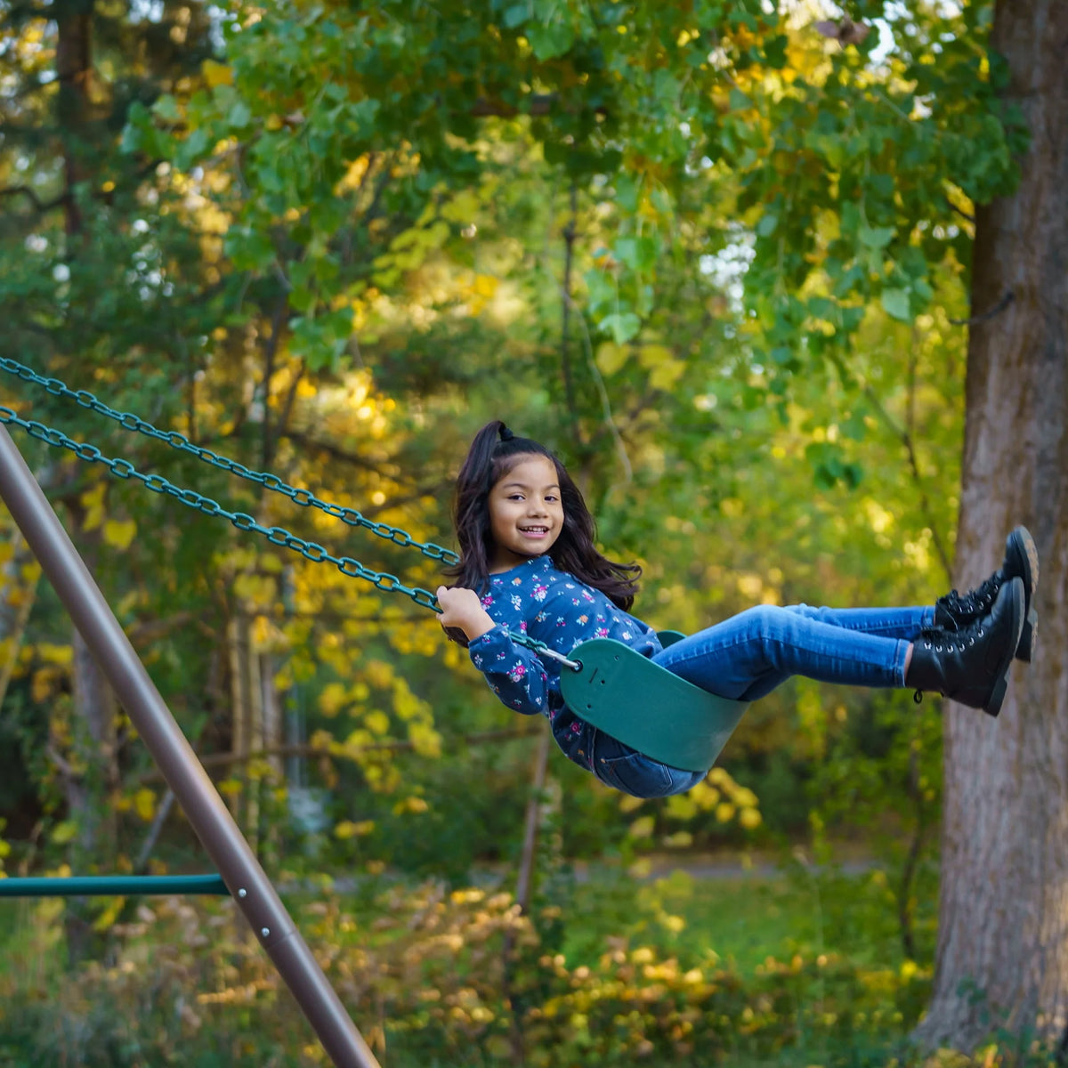Kid's Metal Swing Set with 2 Belt Swings and Trapeze Bar G90725