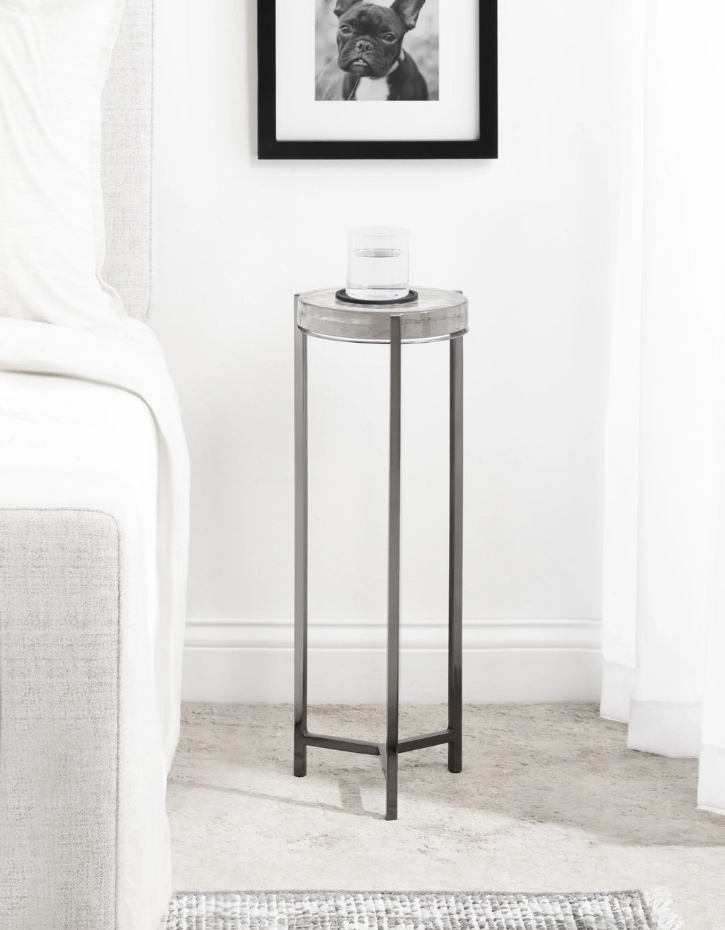 Gray Round Glass Drink Table U755