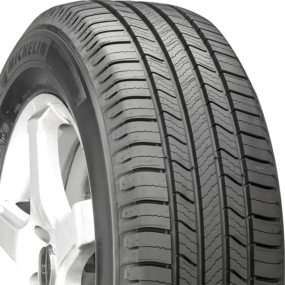 All Season 215/60R16 95H Passenger Tire P58280